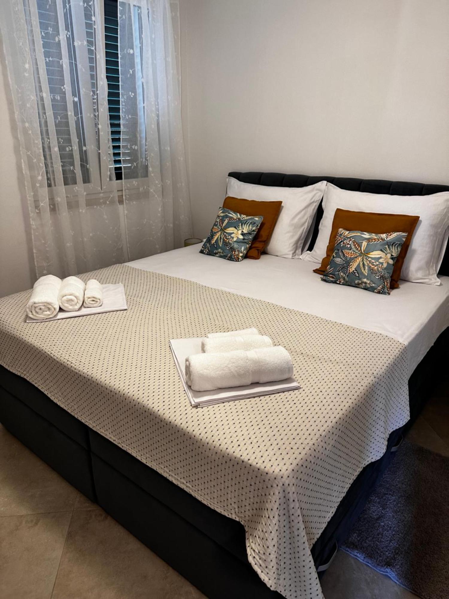 Divine Apartments Baska  Exterior photo